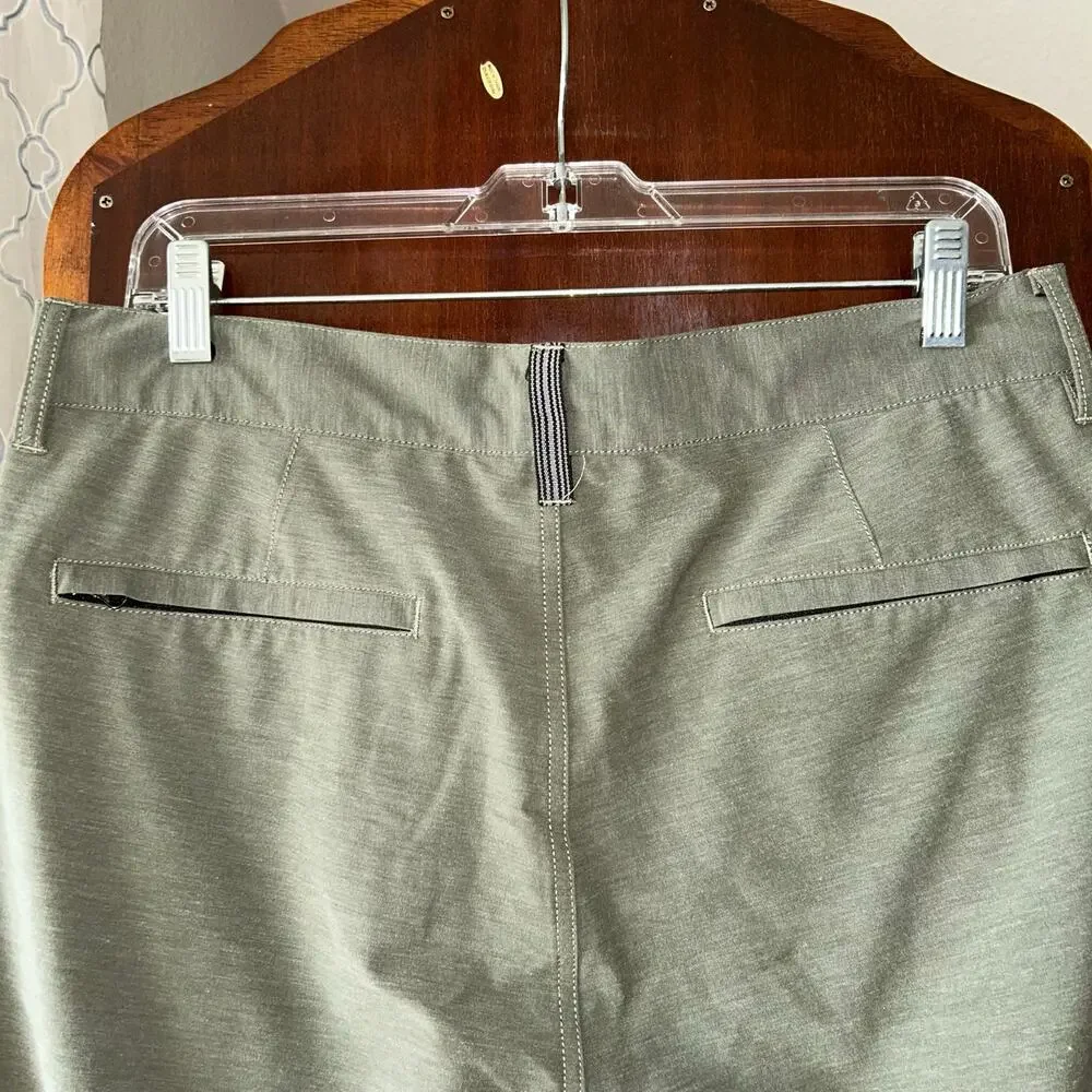 Laird Shorts Mens 31 Limited Edition Gray Hybrid Utility Golf